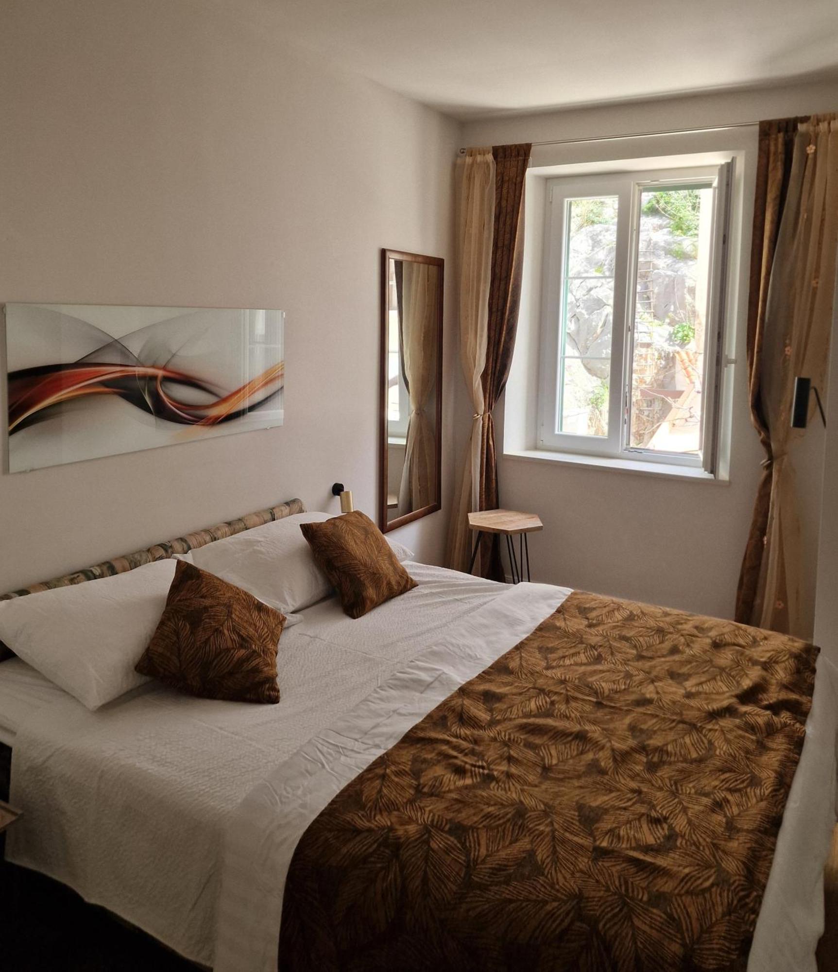 Old Town Apartment Omis