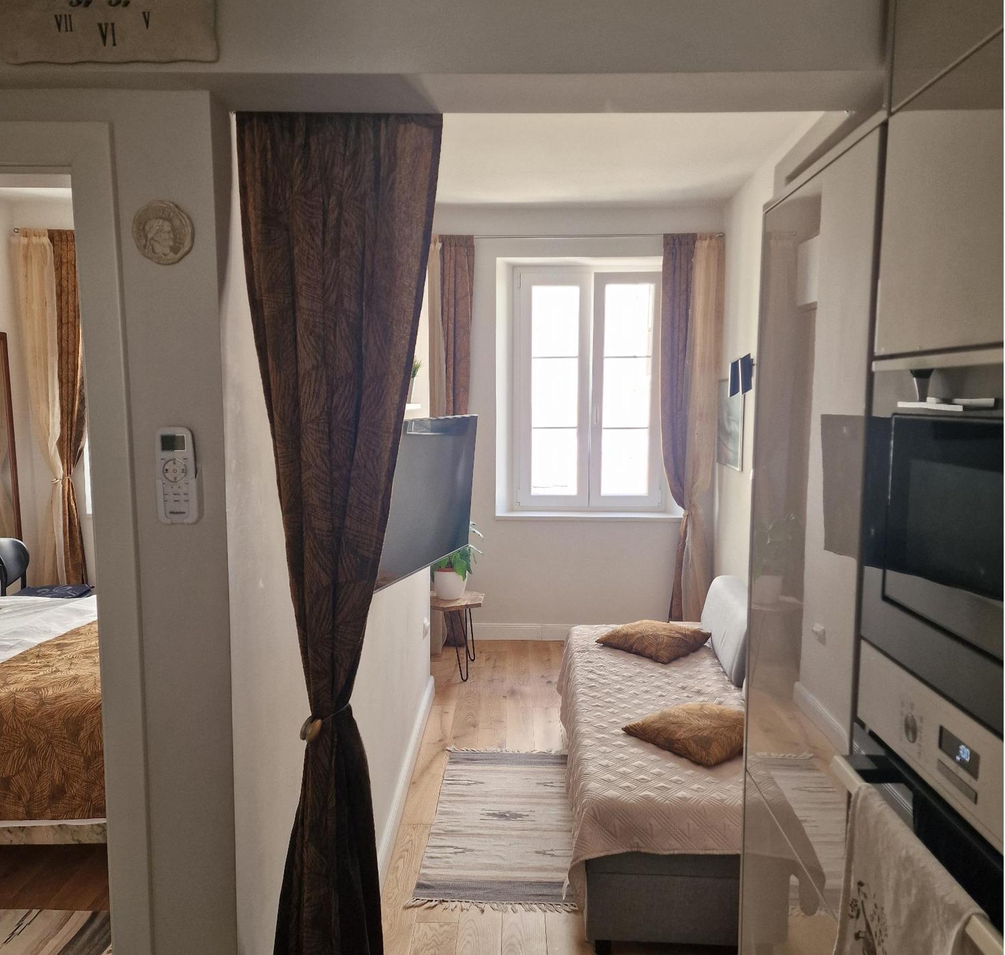 Old Town Apartment