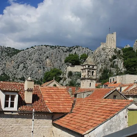 Old Town Apartment Omiš Extérieur photo