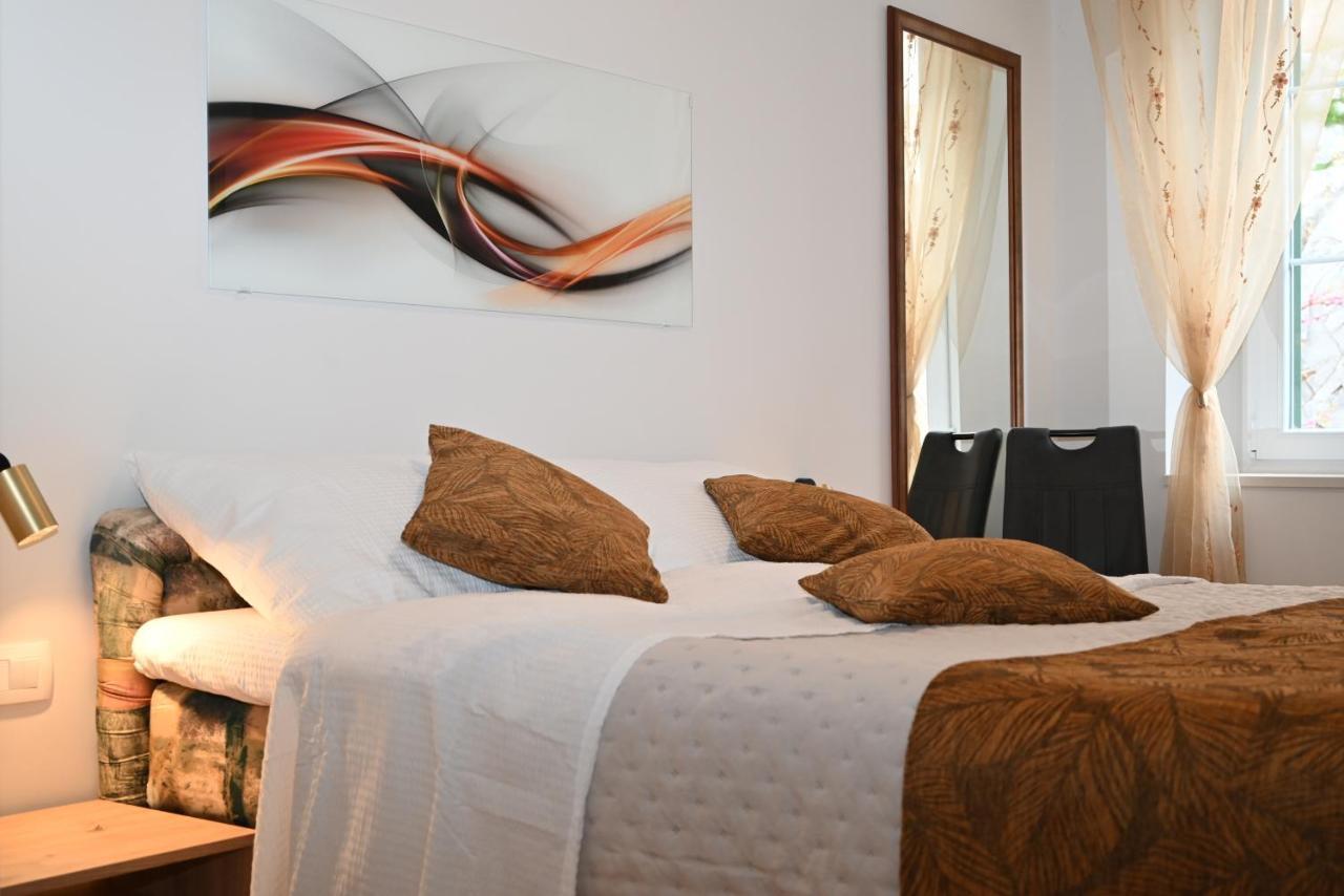 Dominovic Apartament Omiš